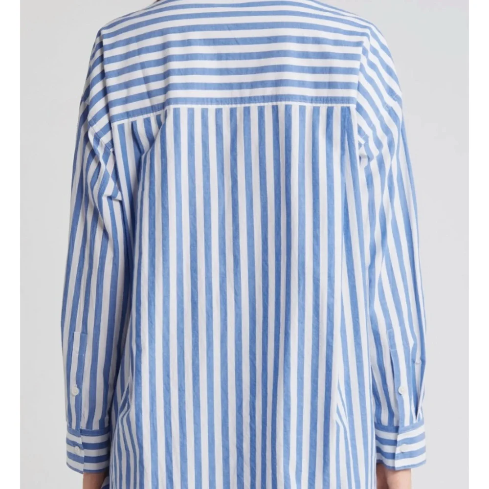 Madewell Oversized Blue and White Striped Button Down Shirt - Picture 2 of 4